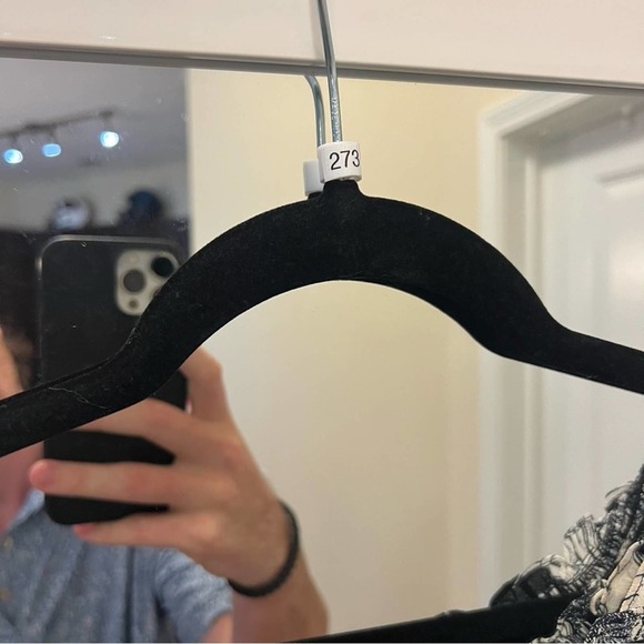 273 Reformation Murphy Dress - Picture 7 of 8